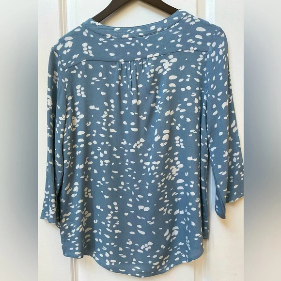 Fun2Fun Pintuck Tunic Blouse - Picture 3 of 4